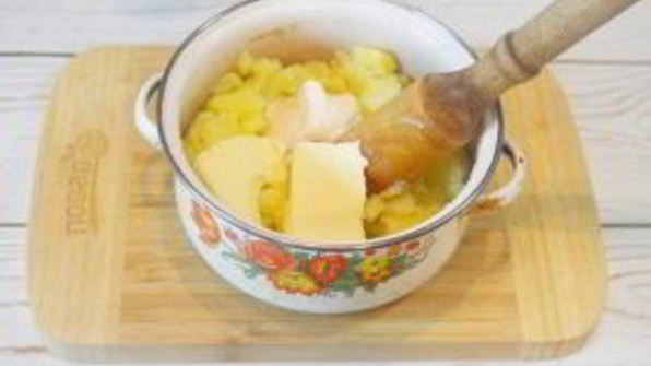 картофельное пюре с беконом и сыром