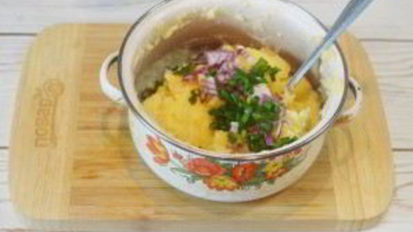 картофельное пюре с беконом и сыром