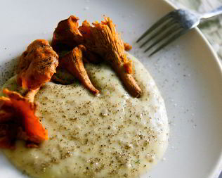 Картофельное пюре с лисичками