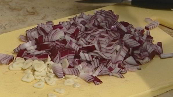 картофельные ньокки с соусом из помидоров и базиликом