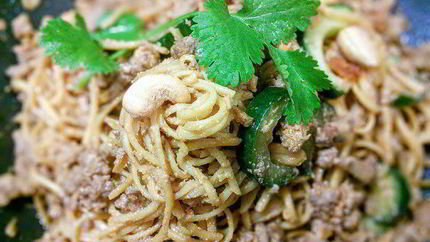 Китайская лапша по-сычуаньски