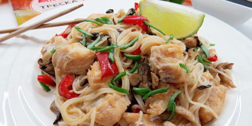 Рецепт китайской рисовой лапши с имбирной рыбой