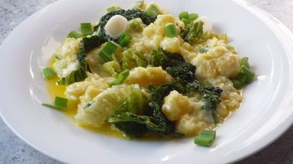 колканнон — ирландское картофельное пюре с савойской капустой