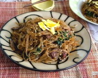 Корейская лапша с мясом