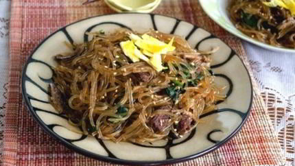 Корейская лапша с мясом