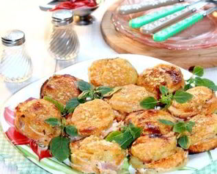 Картофельные стожки с сыром и окороком