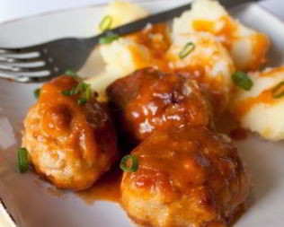 Котлеты из фарша с подливкой