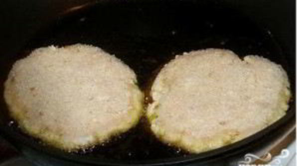 котлеты из индейки с яблоками и орехами