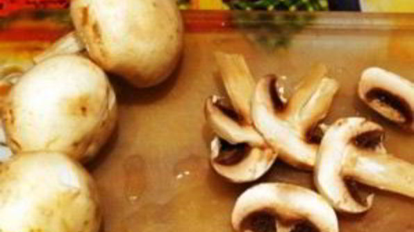 котлеты из курицы и шампиньонов