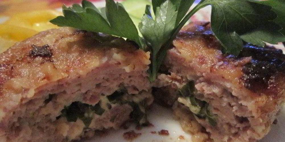 Рецепт котлет с начинкой из сыра и зелени