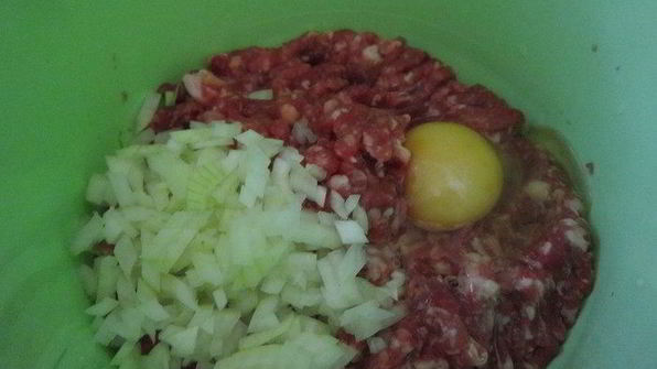 котлеты с начинкой из сыра и зелени