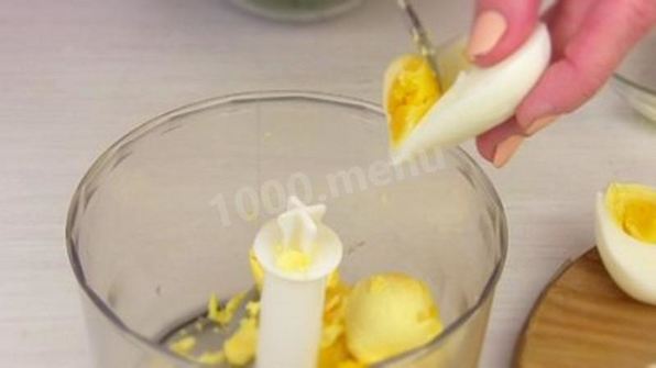 куриные котлеты с яйцом и зеленью