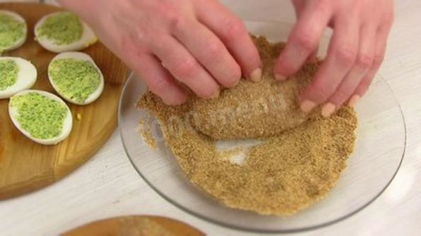 куриные котлеты с яйцом и зеленью