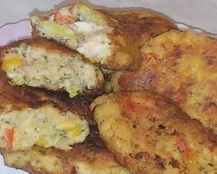 Нежнейшие котлеты по-гавайски с кукурузой