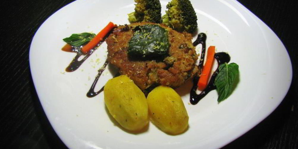 Рецепт рыбных котлет с овощами на пару