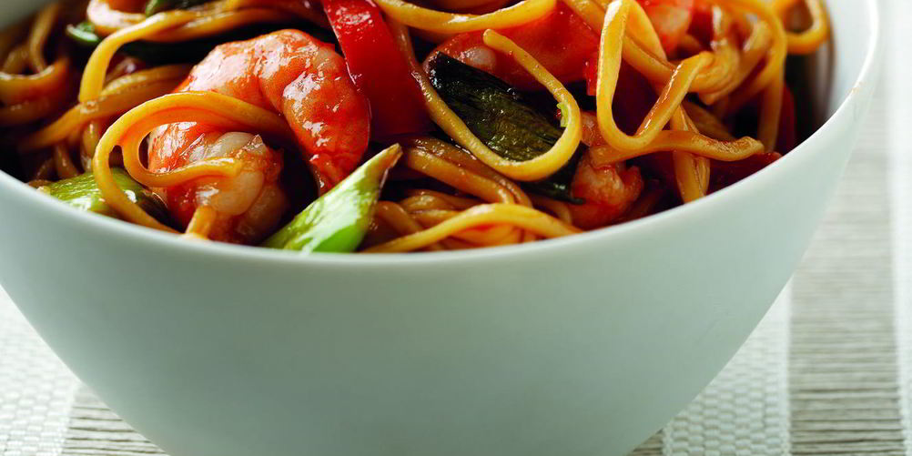 Рецепт лапши с креветками и овощами
