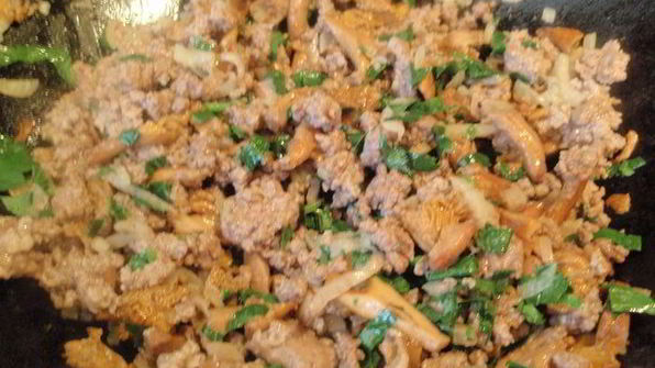 лазанья с лисичками и сельдереем