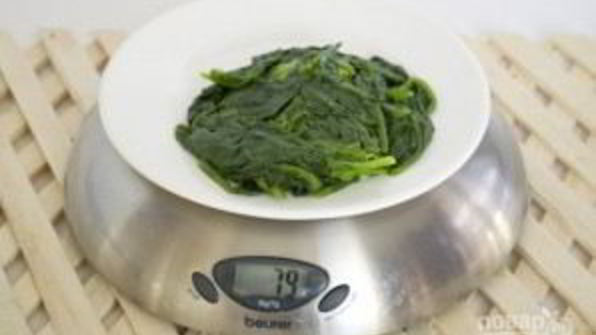 домашняя паста со шпинатом и томатами