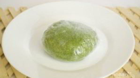 домашняя паста со шпинатом и томатами