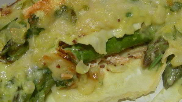 каннелони со спаржей и копченым лососем