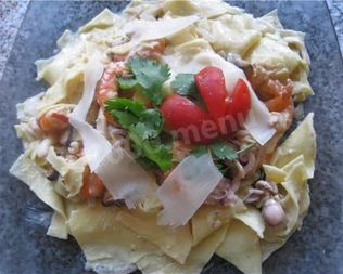 Макароны бантики с морепродуктами