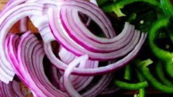 макароны с курицей и овощами