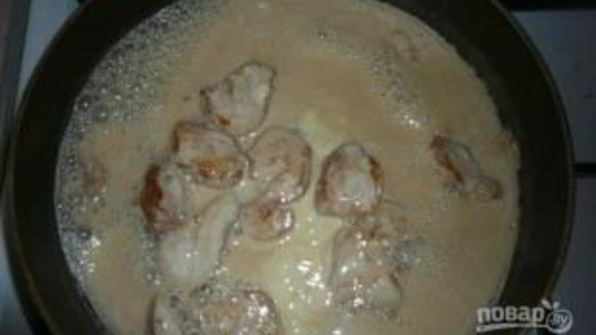 макароны с курицей в сырном соусе