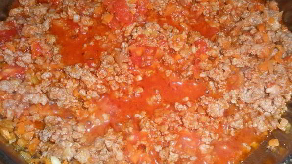 макароны с соусом болоньезе