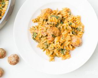 Паста с митболами