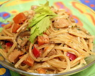 Паста с овощами в сливочном соусе