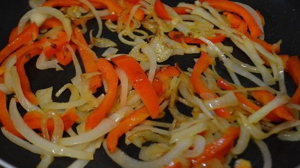 паста с тунцом и болгарским перцем