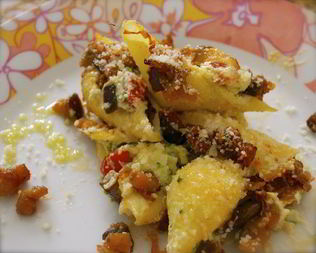 Ракушечная паста с соусом Капоната