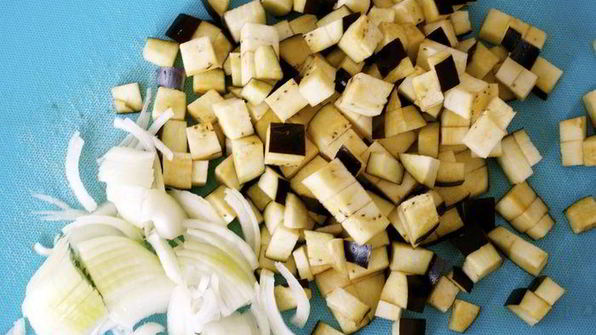 ракушечная паста с соусом капоната