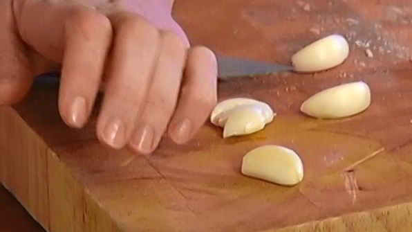 сицилийские спагетти с пряным оливковым маслом