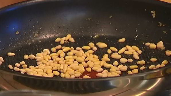 сицилийские спагетти с пряным оливковым маслом