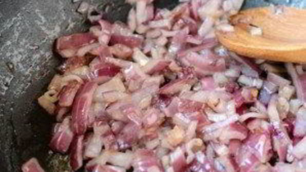 спагетти болоньезе