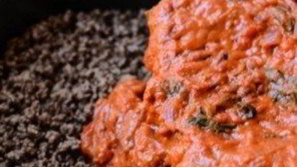 спагетти болоньезе