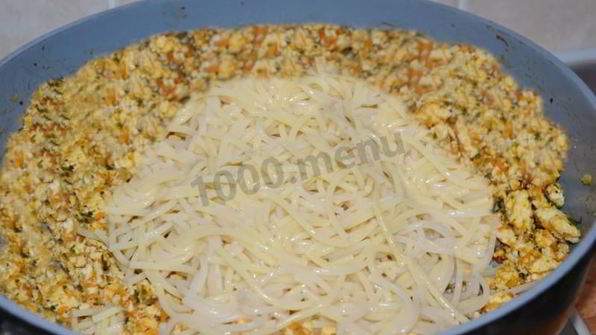 спагетти с куриным фаршем