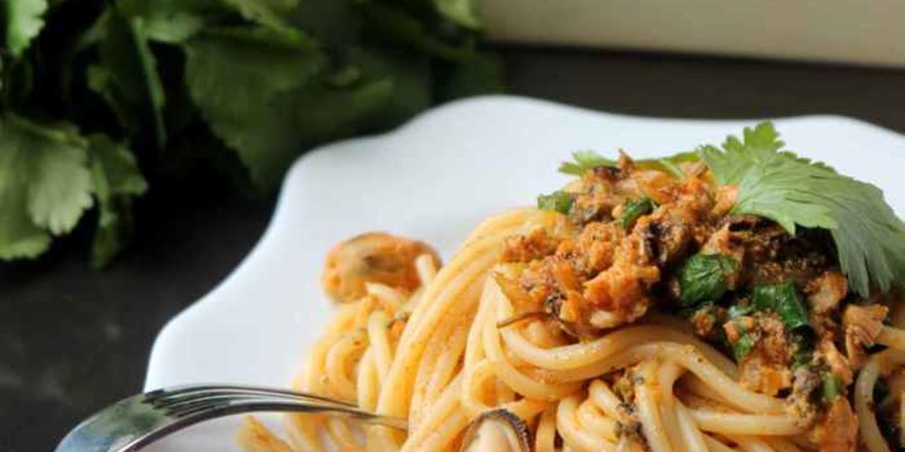 Рецепт спагетти с соусом из мидий