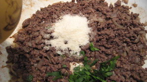 запеченные конкильони, фаршированные мясом