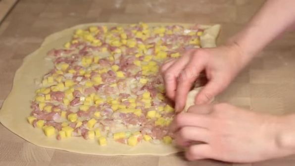 ханума с фаршем и картошкой