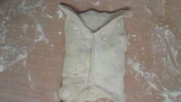 манты из слоеного теста