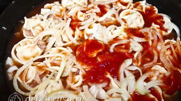 манты на сковороде