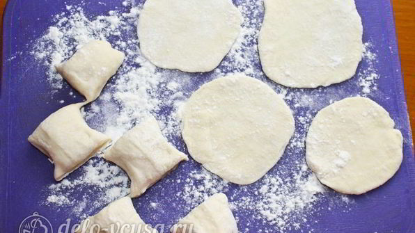 манты на сковороде