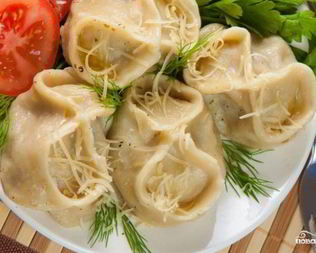 Манты с кабачком и мясом