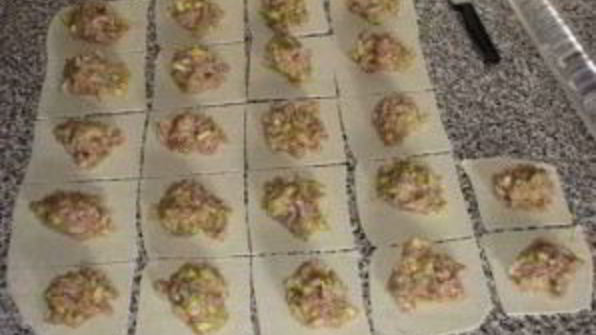 манты с кабачком и мясом