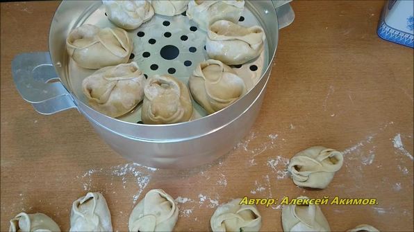 манты с курицей