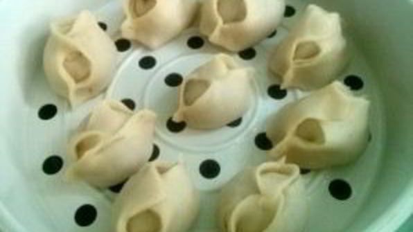 манты с тыквой и мясом в мультиварке