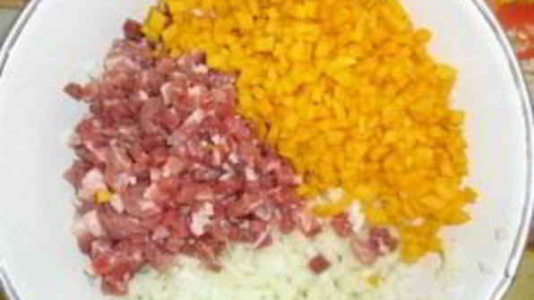 манты с тыквой и мясом