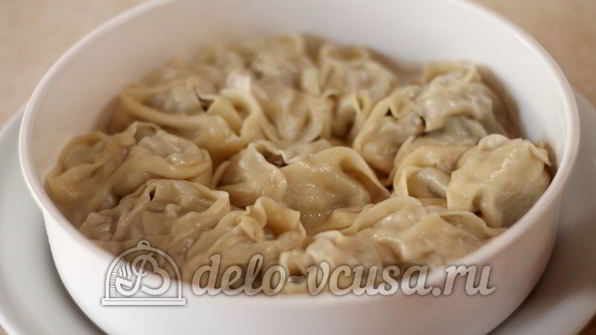 манты в мультиварке